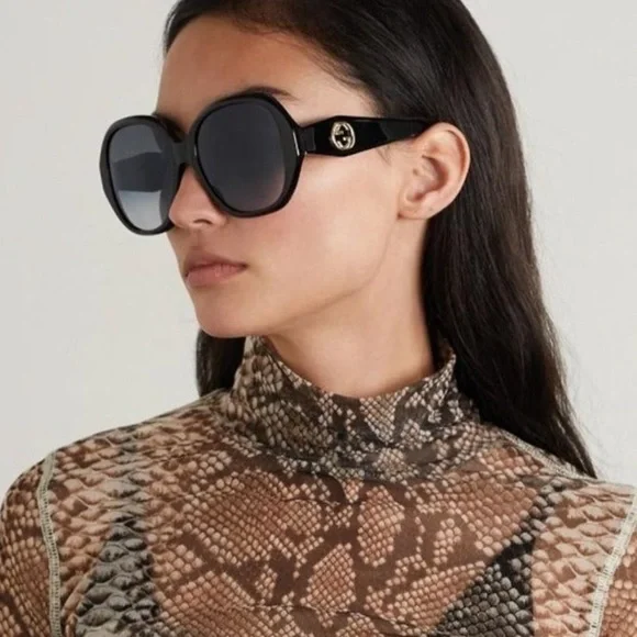 NEW GUCCI GG0796S 001 NEW WOMEN’S OVERSIZED SUNGLASSES GUCCI - Picture 2 of 14